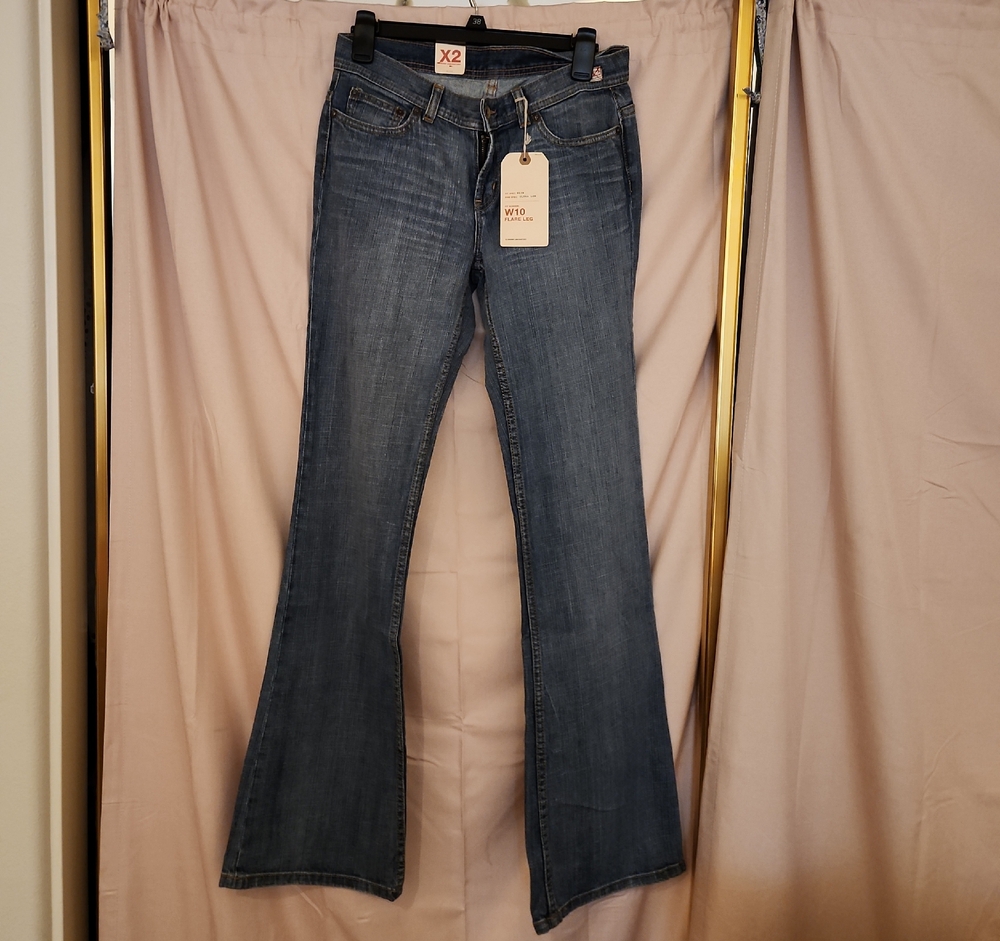 Express Women's Flare Jeans in Classic Blue